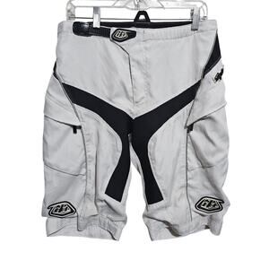 Troy Lee Designs Moto Shorts Mens Size 32 White Black *Stains* (894)